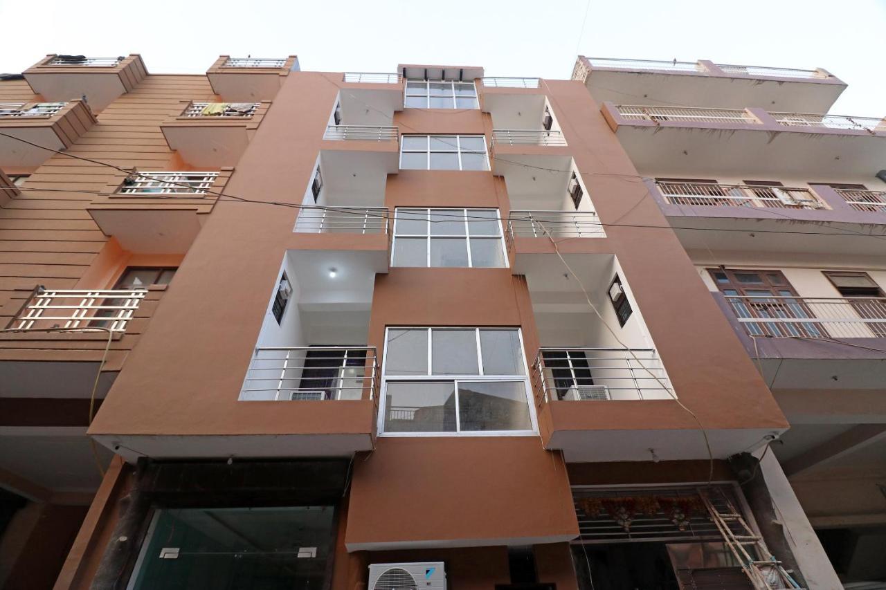 Oyo 25130 Hotel Royal Inn 新德里 外观 照片